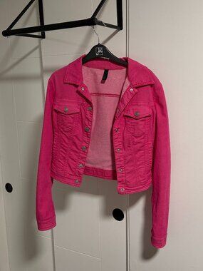 Vibrant Hot Pink Denim Jacket: Pop of Color for Your Rebel Phase!